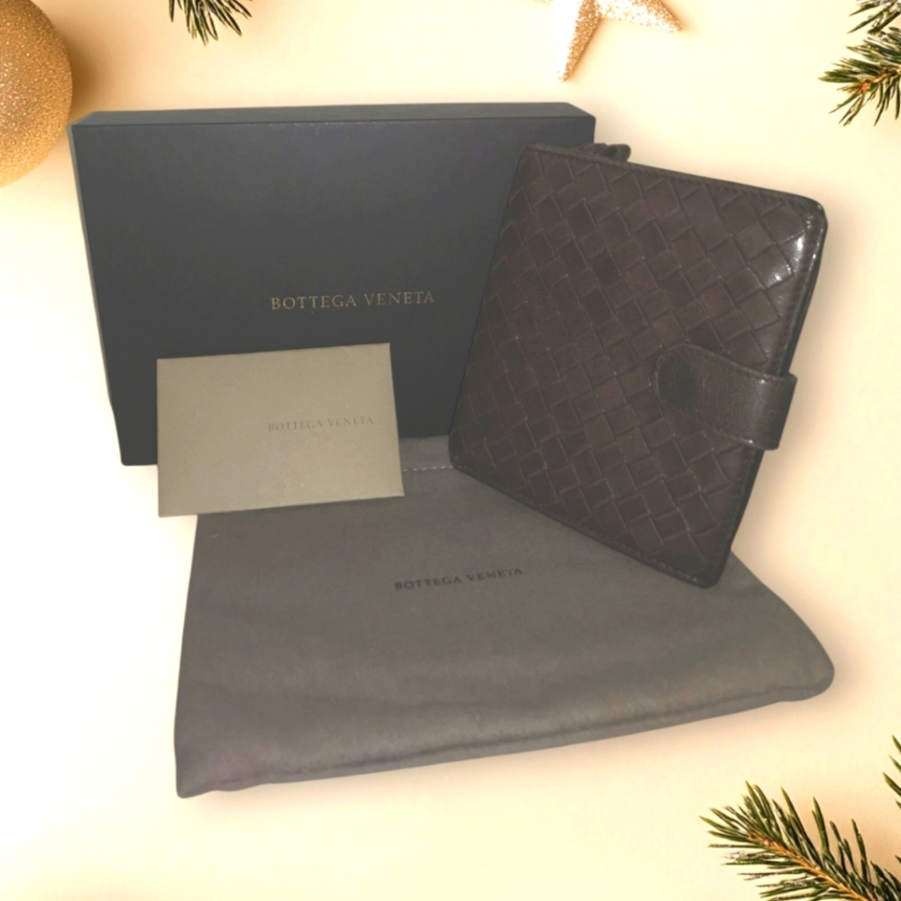 Bottega Veneta Intreccatio Compact Wallet with the Box-Full Inclusion
